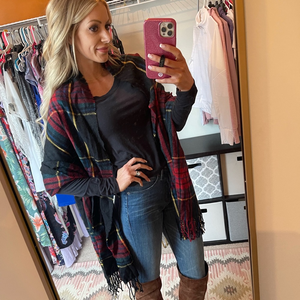 Boutique blanket scarf